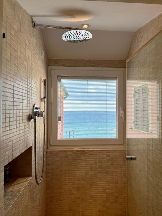 La Perla Di Boccadasse Genua Exterior foto